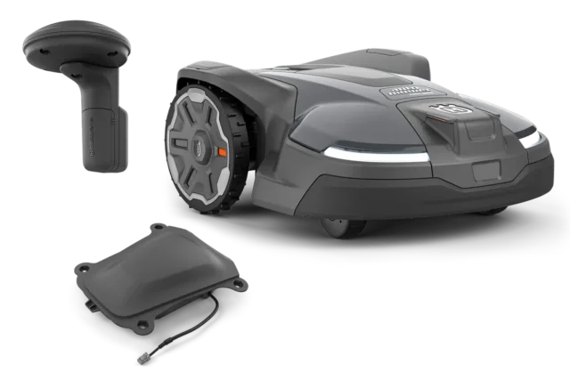 PACHET: Husqvarna Automower® 430X NERA + stație de referință + modul EPOS