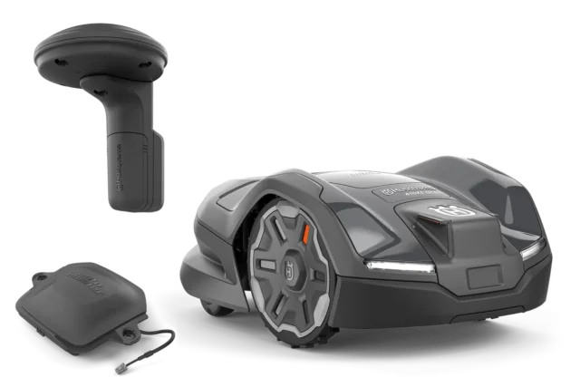 PACHET: Husqvarna Automower® 410XE NERA + stație de referință + modul EPOS