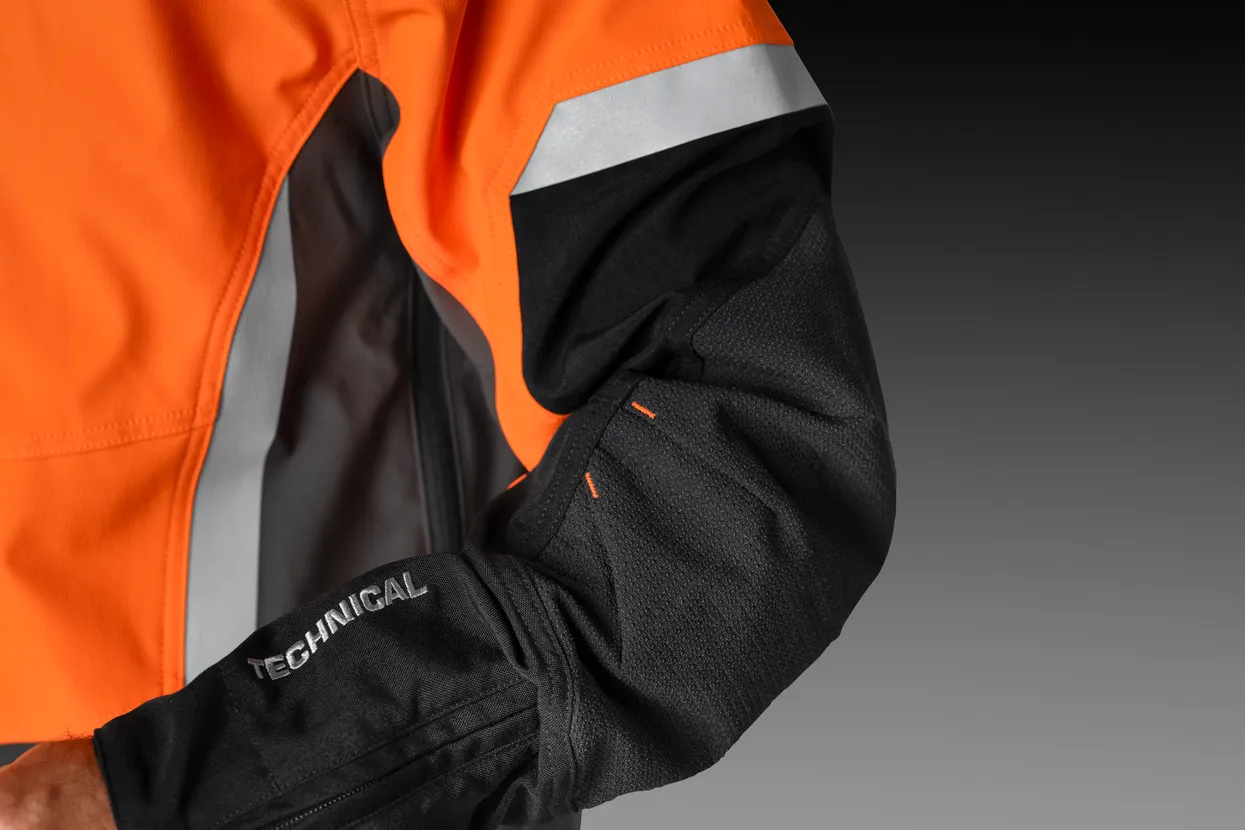 Întărită cu Dyneema și Cordura