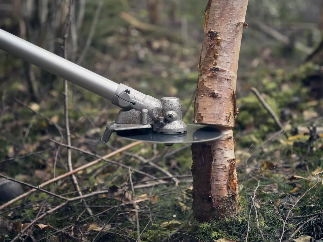 Angrenaj conic pentru lucrul în pădure