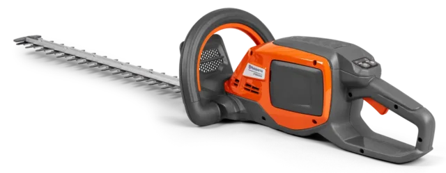 Husqvarna 215iHD45 cu acumulator și încărcător