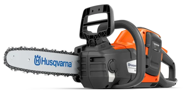 Husqvarna 225i cu acumulator și încărcător